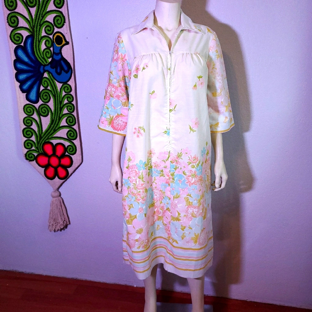 Vintage 60s House Coat Robe Models Coat